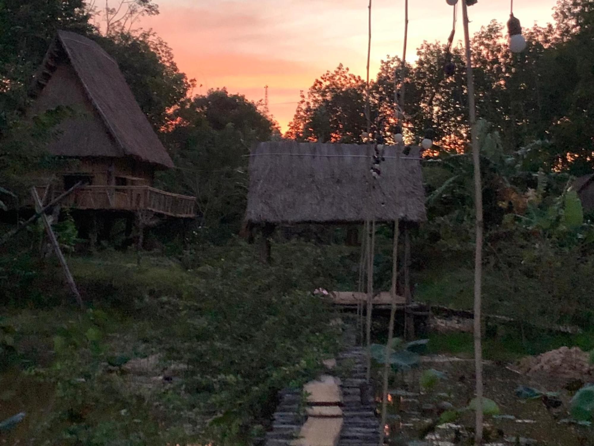 Khu Du Lich Sinh Thai, Nghi Duong Homestay Hoang Anh - Kon Xom Luh Tỉnh Kontum Eksteriør bilde
