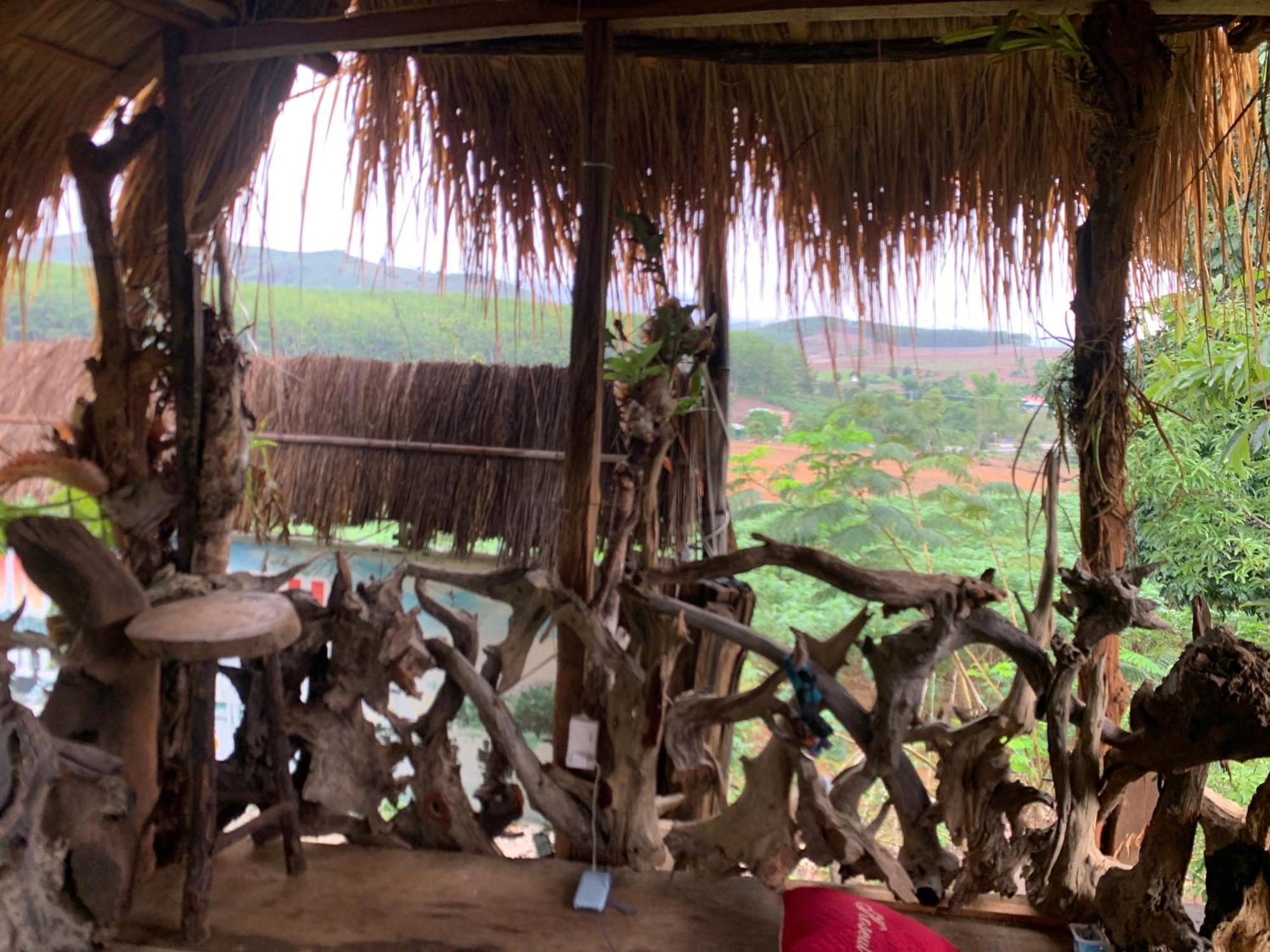Khu Du Lich Sinh Thai, Nghi Duong Homestay Hoang Anh - Kon Xom Luh Tỉnh Kontum Eksteriør bilde